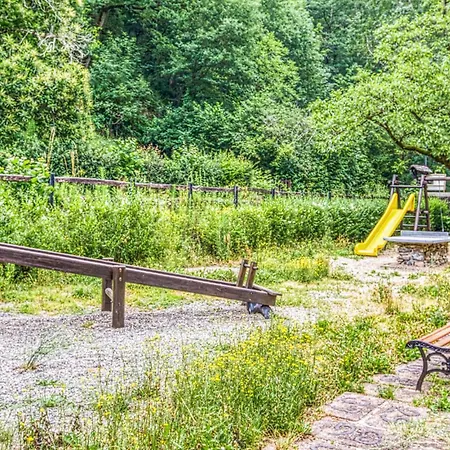 Lovely Stacaravan In En Rouergue Conques-en-Rouergue